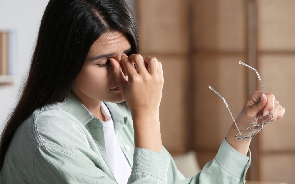 10 huyệt chữa mỏi mắt và giúp mắt sáng hiệu quả