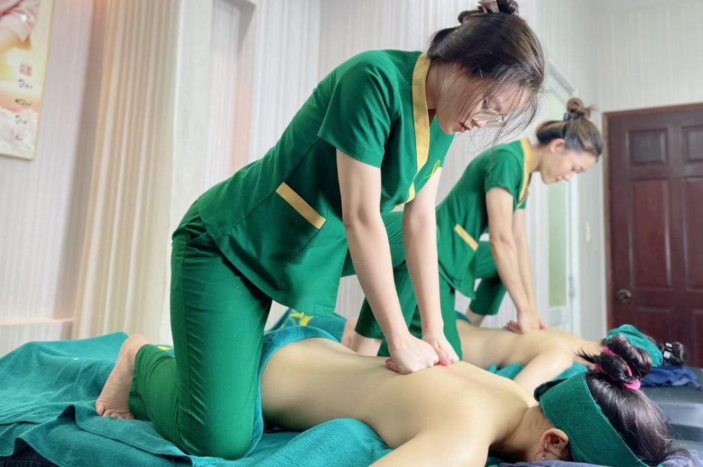 Đội ngũ chuyên nghiệp và tận tâm