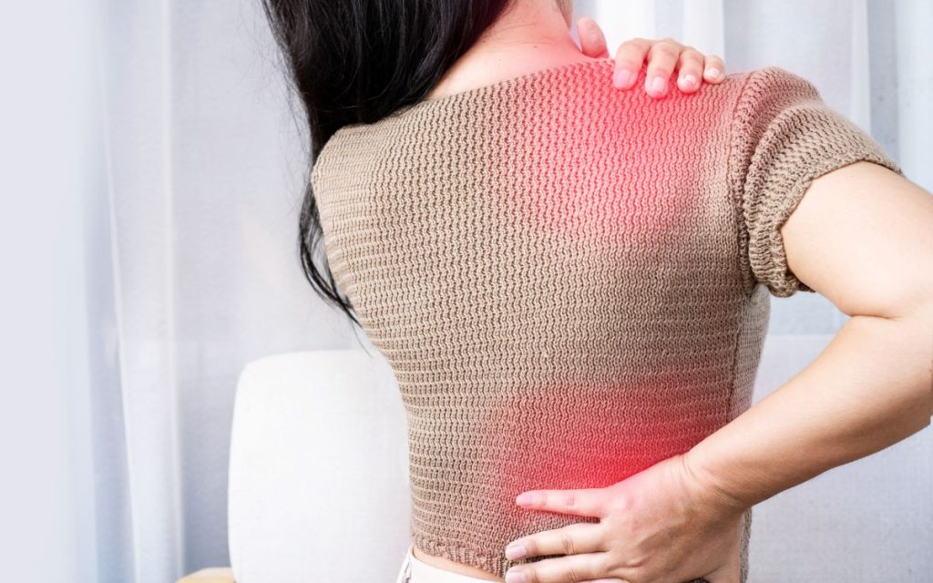 Mức độ nguy hiểm của việc đau cổ vai gáy kéo dài ra sao?