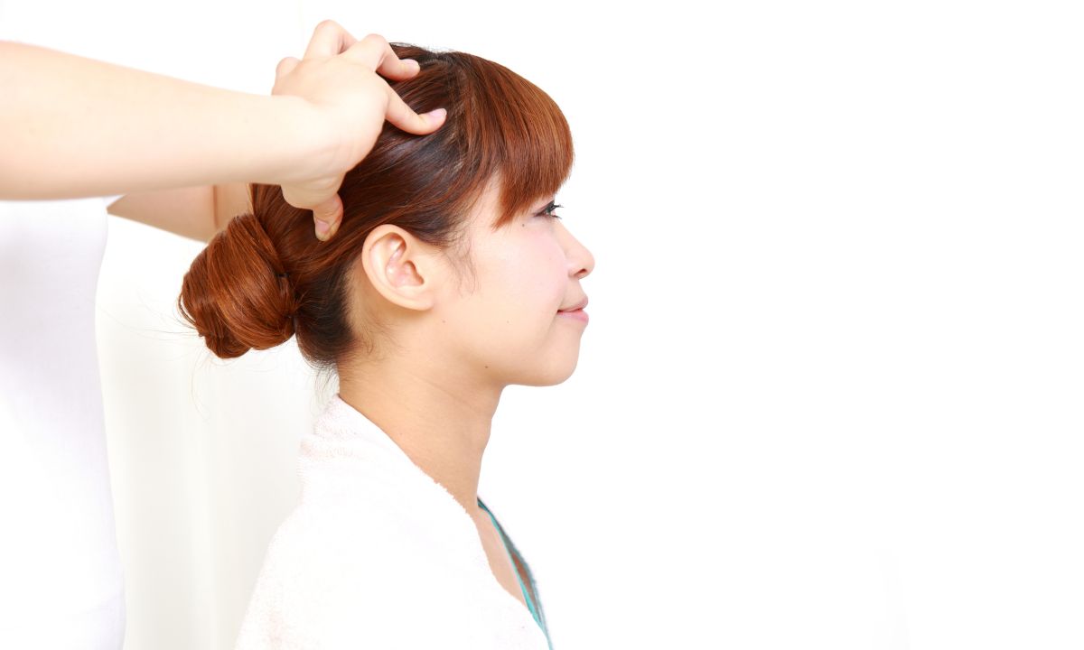 Cách massage đầu lưu thông máu