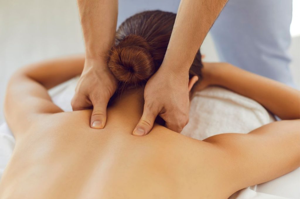 Liệu có nên thực hiện massage trong kỳ kinh nguyệt?