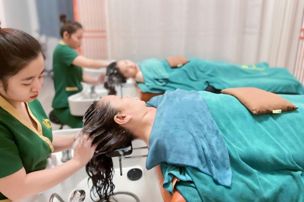 goi-dau-duong-sinh-quan-4-9-1024x680-1 Kích thích tóc phát triển khỏe mạnh