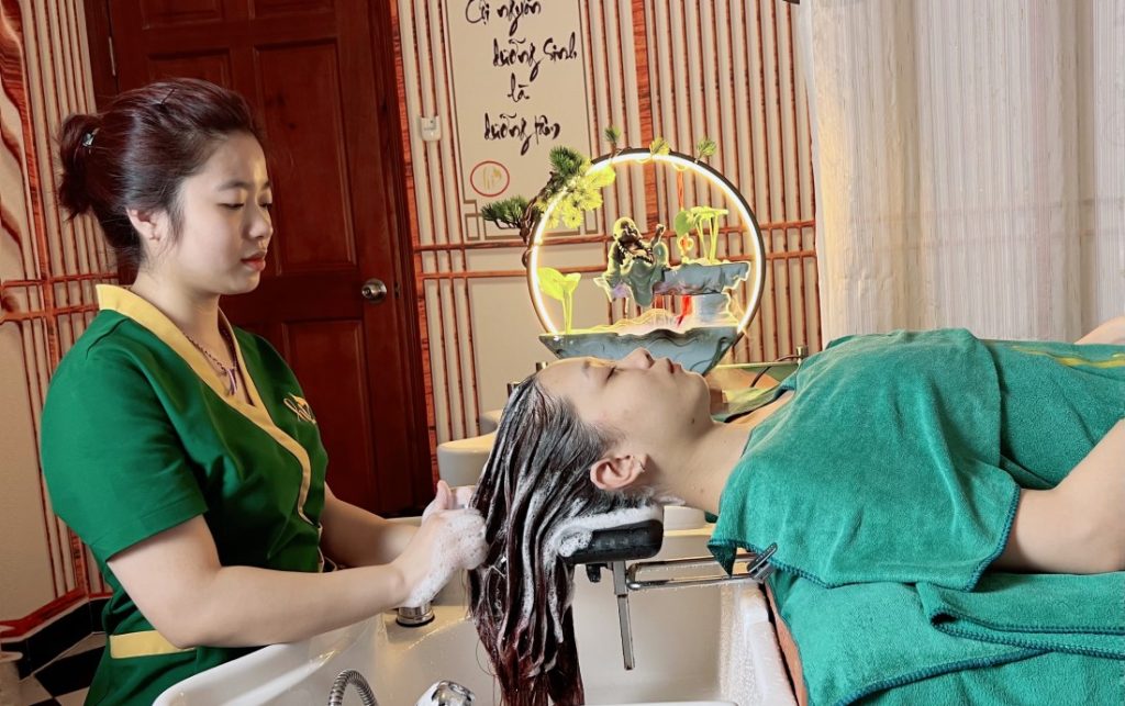 Tại sao nên gội đầu dưỡng sinh quận 3?
