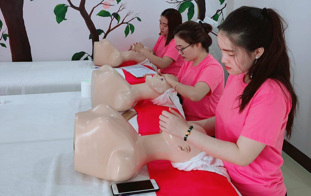 Lady’ House Academy Clinic & Beauty
