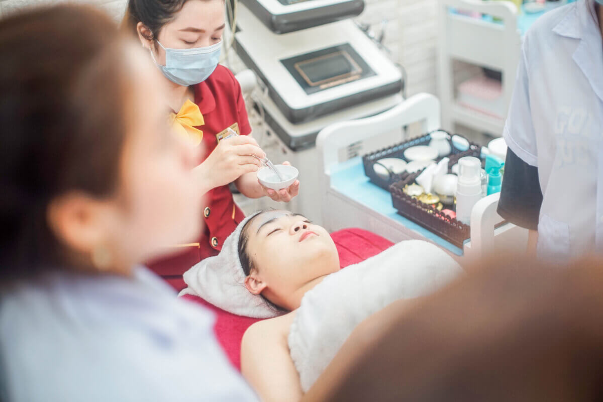 Học gội đầu dưỡng sinh không đặt yêu cầu đối tượng cũng như độ tuổi cụ thể