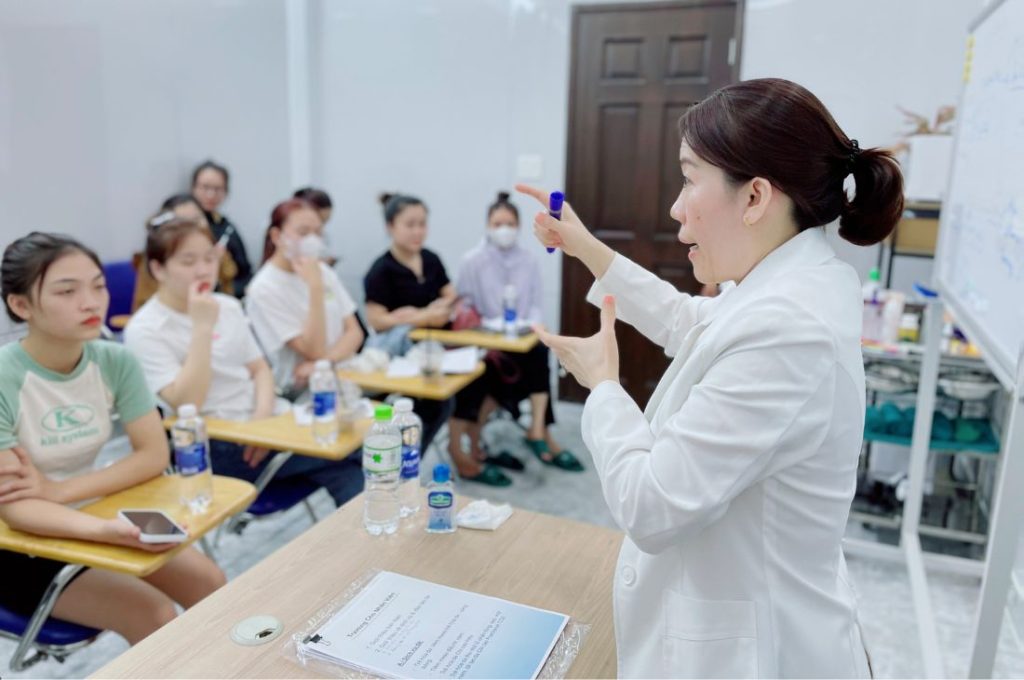 Chi phí khóa học về da là bao nhiêu?