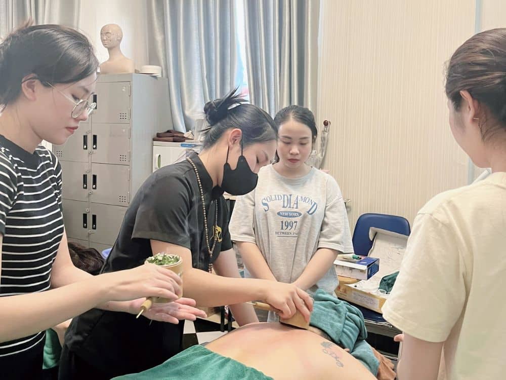 Kỹ thuật và động tác massage chính xác