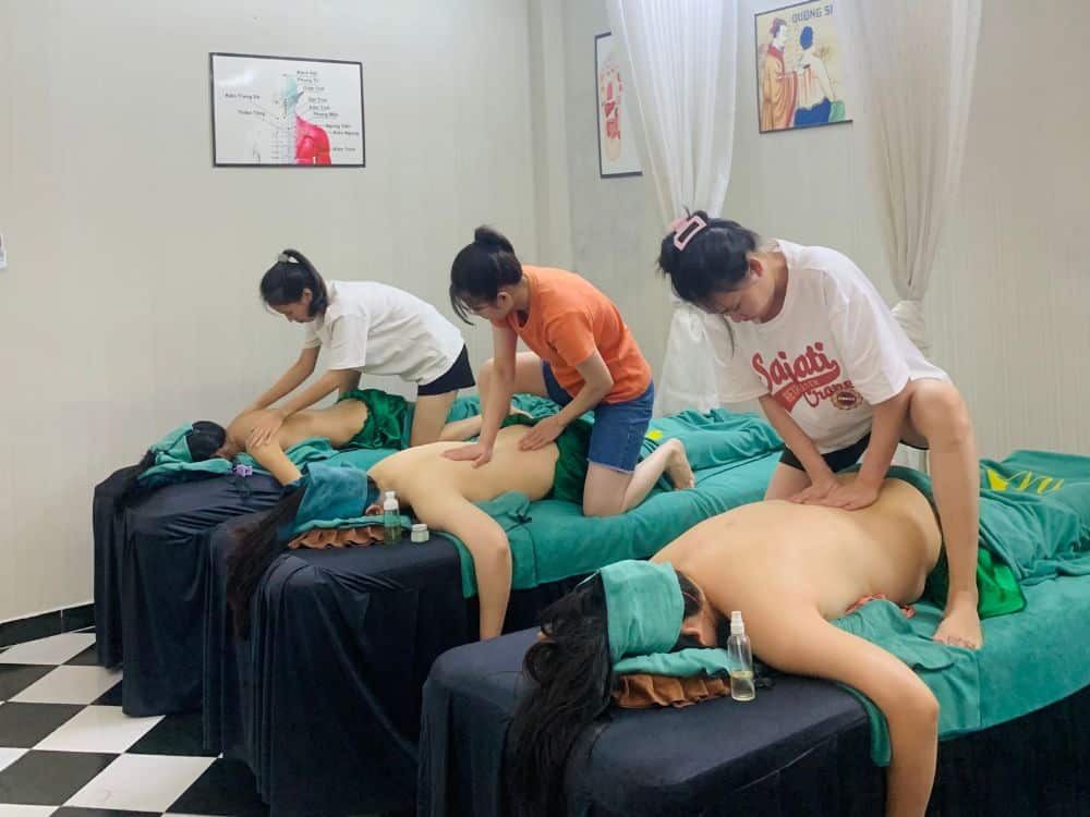 Khóa học massage body trị liệu chất lượng cao