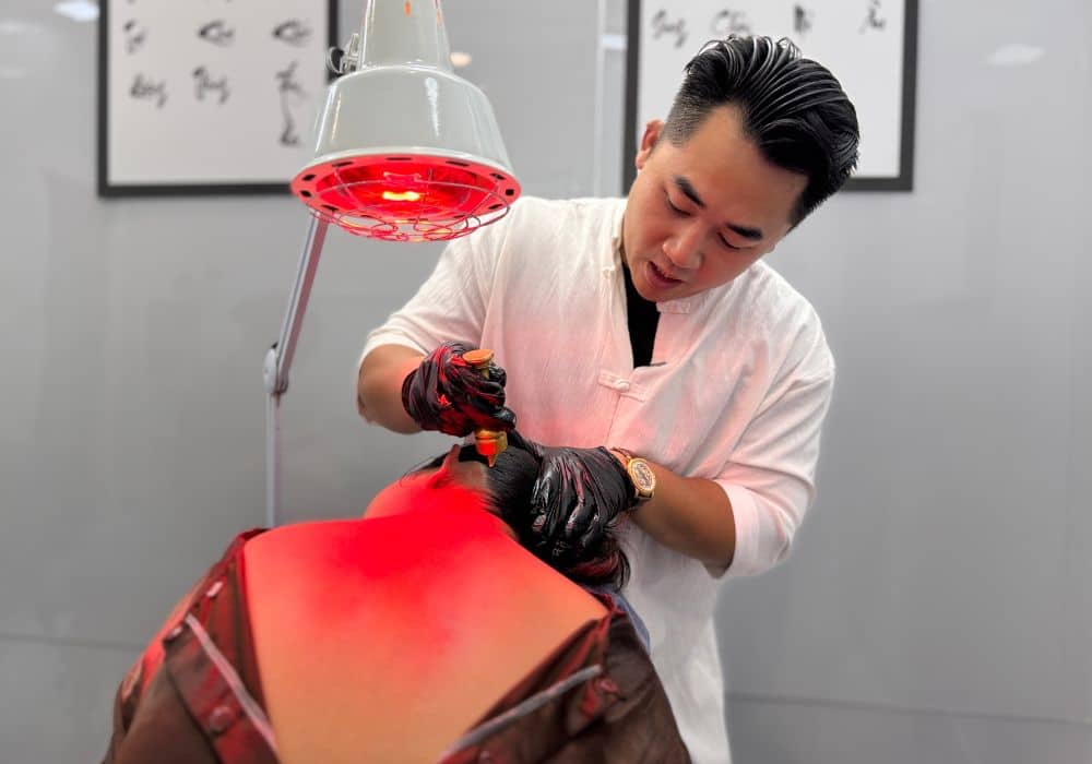 Massage trị liệu tại Hi Spa