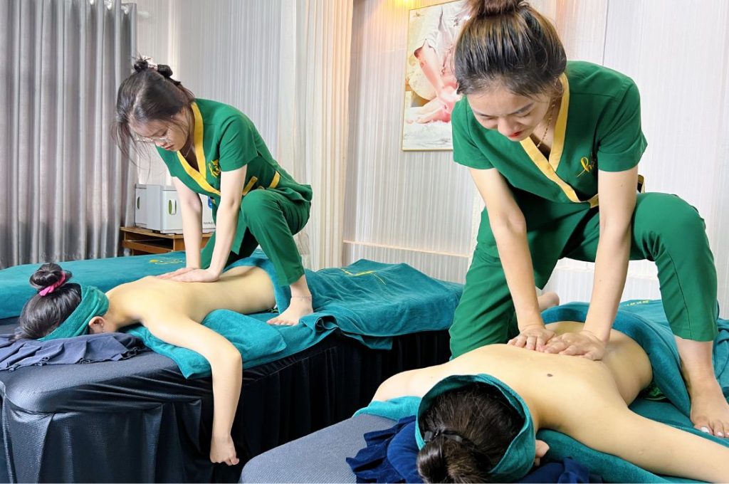 Lợi ích của liệu pháp xoa bóp toàn thân