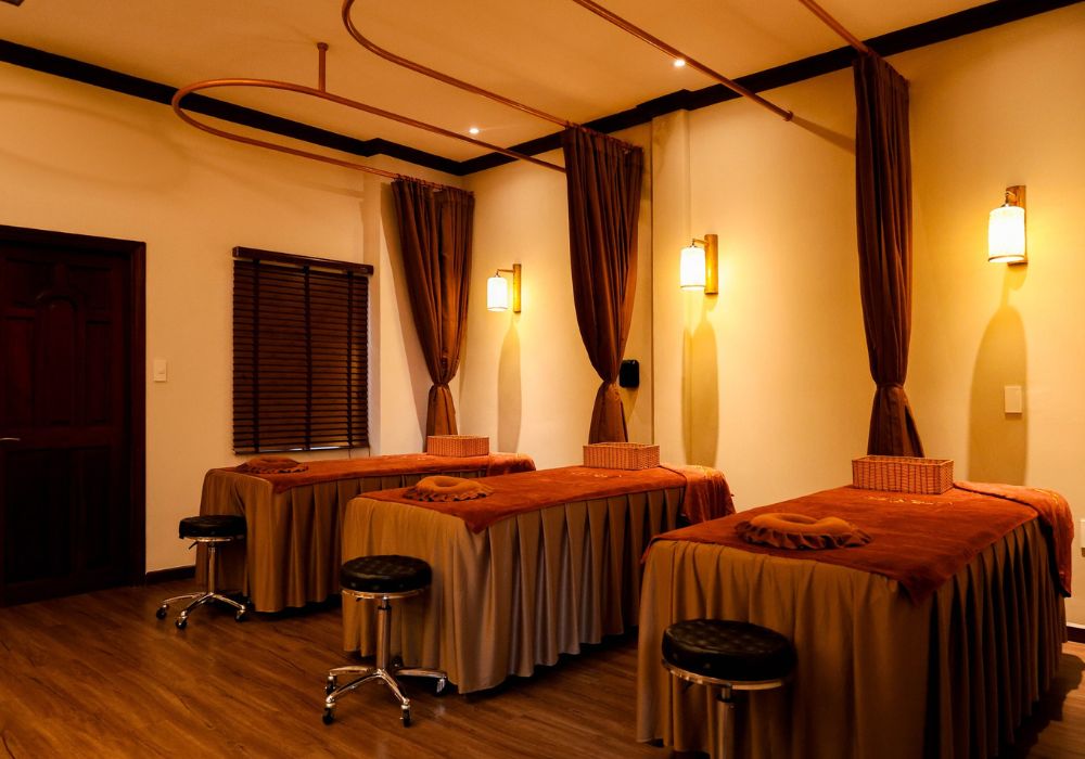 Queen Spa