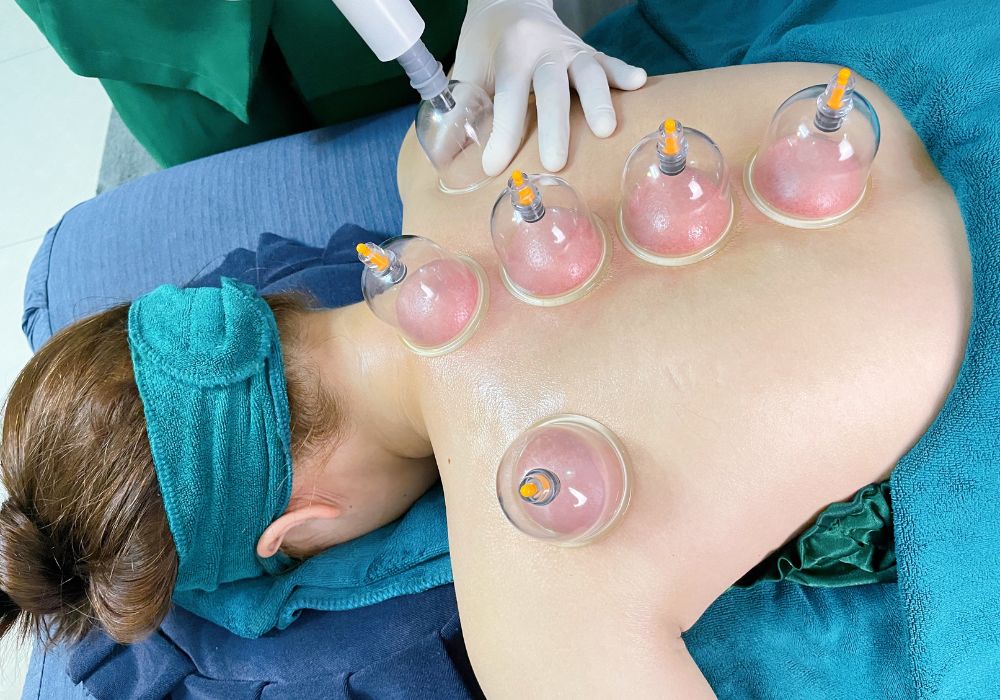 Top 12 địa chỉ spa massage giác hơi gần đây được yêu thích nhất