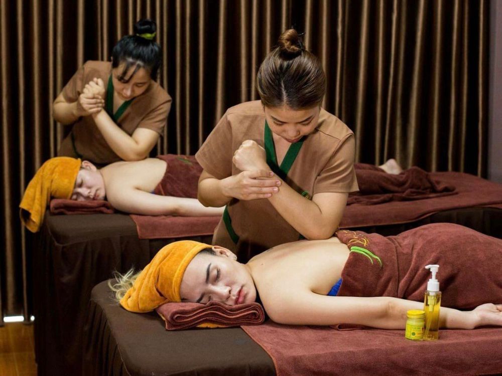 RÊU Spa massage khỏe Quận 10