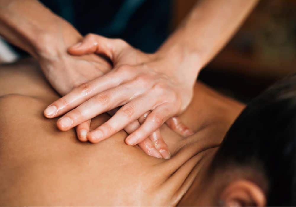 Chọn người thực hiện và phương pháp