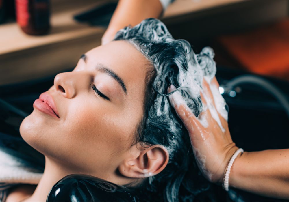 Gội đầu bao nhiêu lần/tuần là hợp lý?