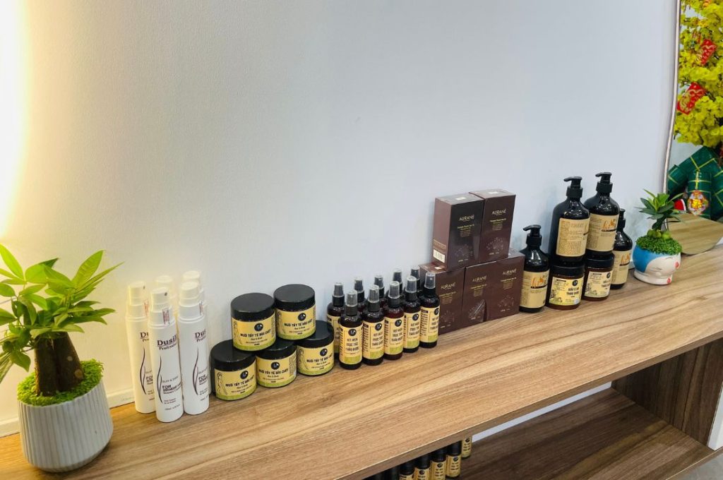 Trang thiết bị và sản phẩm sử dụng cho spa dưỡng sinh
