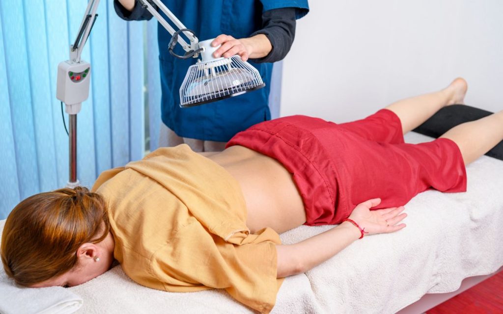 Tác dụng của chiếu đèn hồng ngoại giảm đau