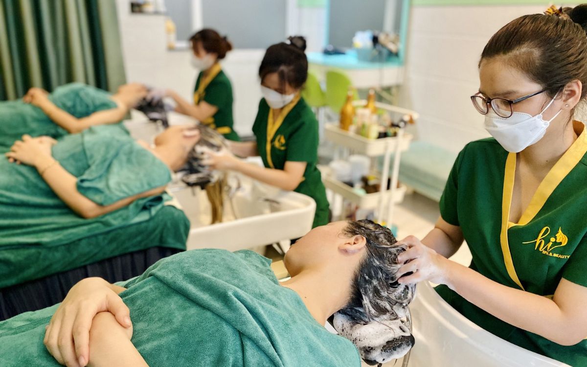 Tóc nhuộm thì bao lâu được gội đầu