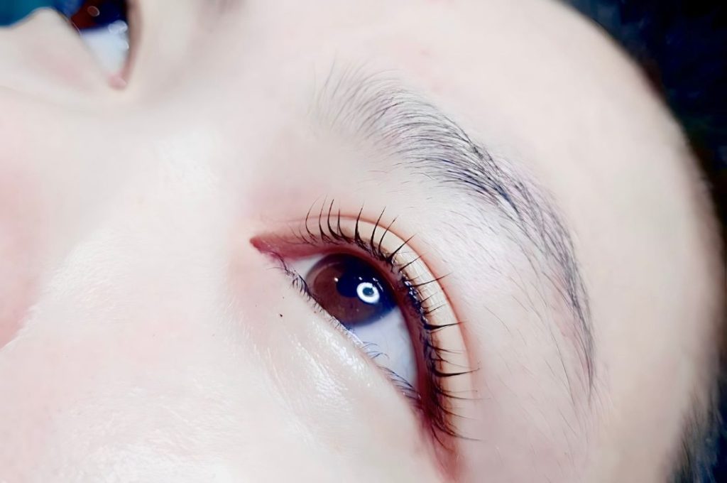 Lưu ý sau khi uốn mi