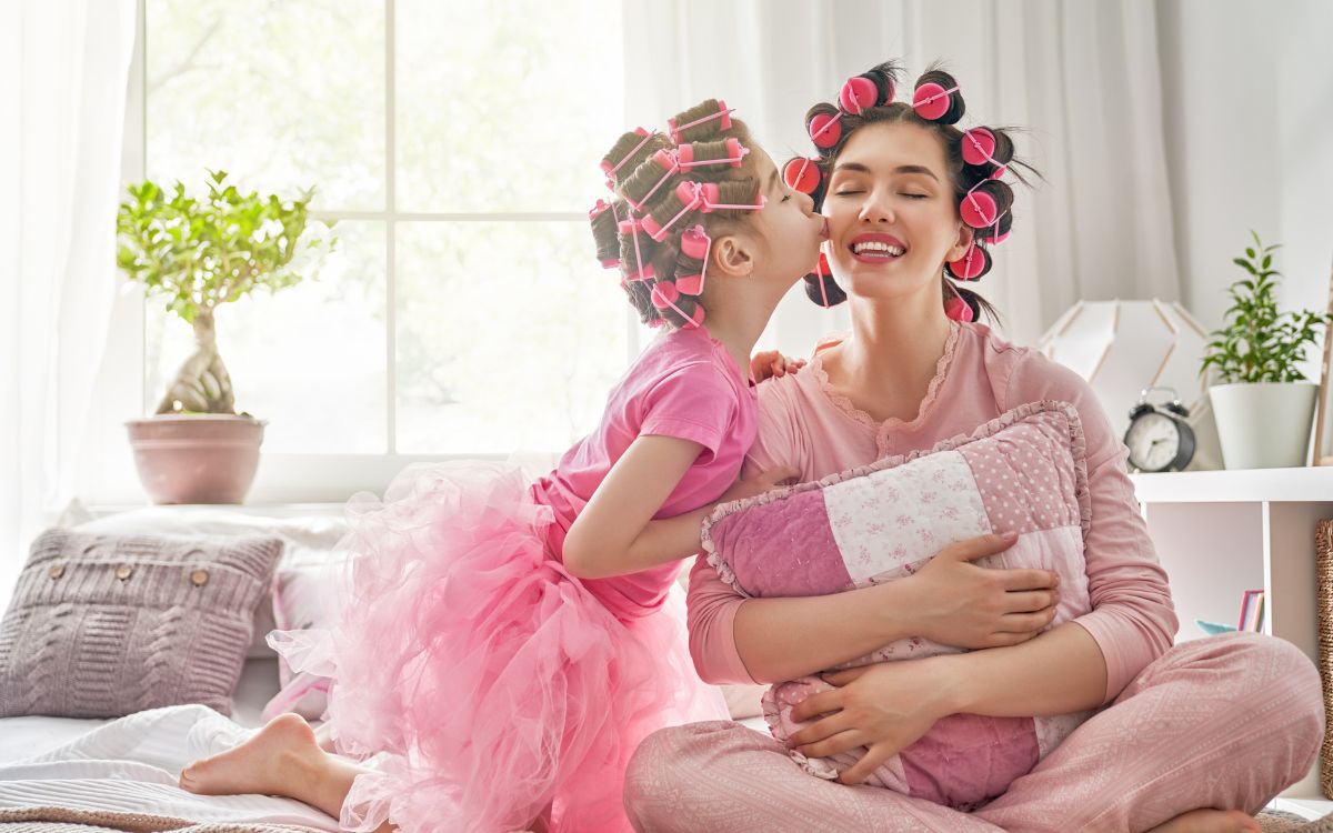 Dùng lô uốn tóc là cách giữ nếp tóc hiệu quả